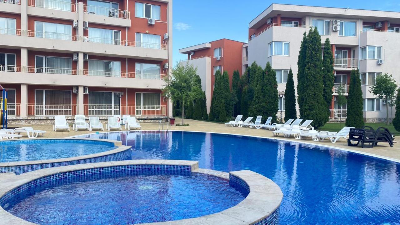 Bratanov Sunny Beach Apartment Екстериор снимка
